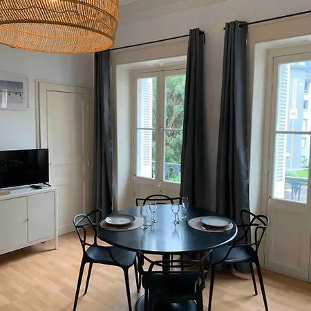 Bel Appartement Au Coeur De Dinard Exterior photo